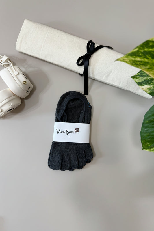 Viva Barre Double Cross-Strap Split-Toe Yoga Grip Socks - Heather Gray, One Size (US 6-11)