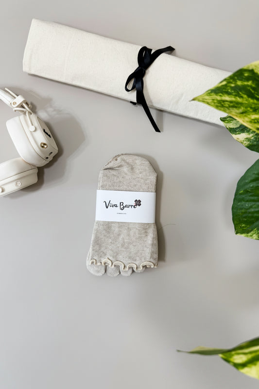 Viva Barre Lace Five-Toe Compression Yoga Grip Socks - Apricot White, One Size (US 6-11)