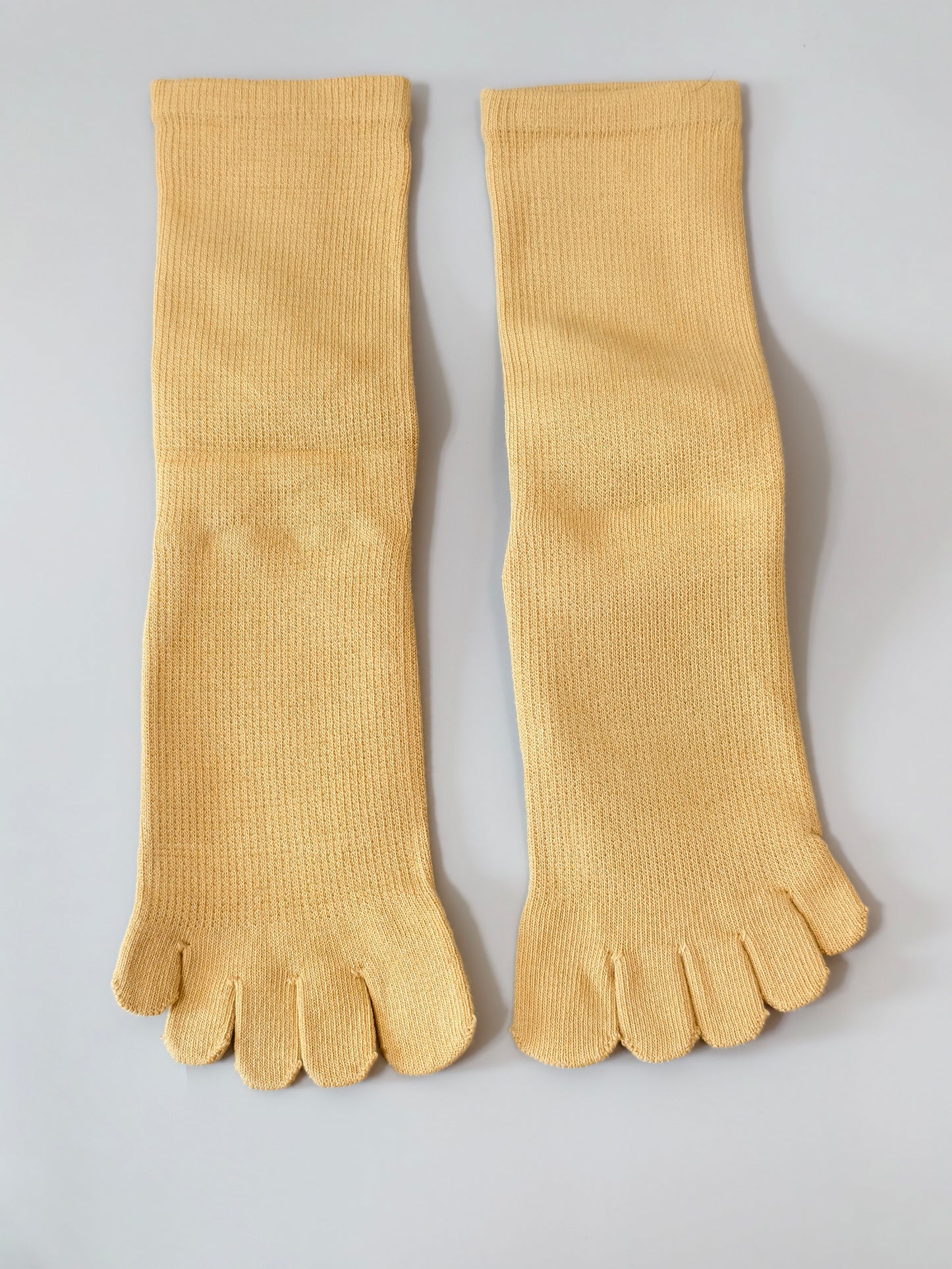 Viva Barre Split-Toe Mid-Calf Yoga Grip Socks, One Size (US 6-11)