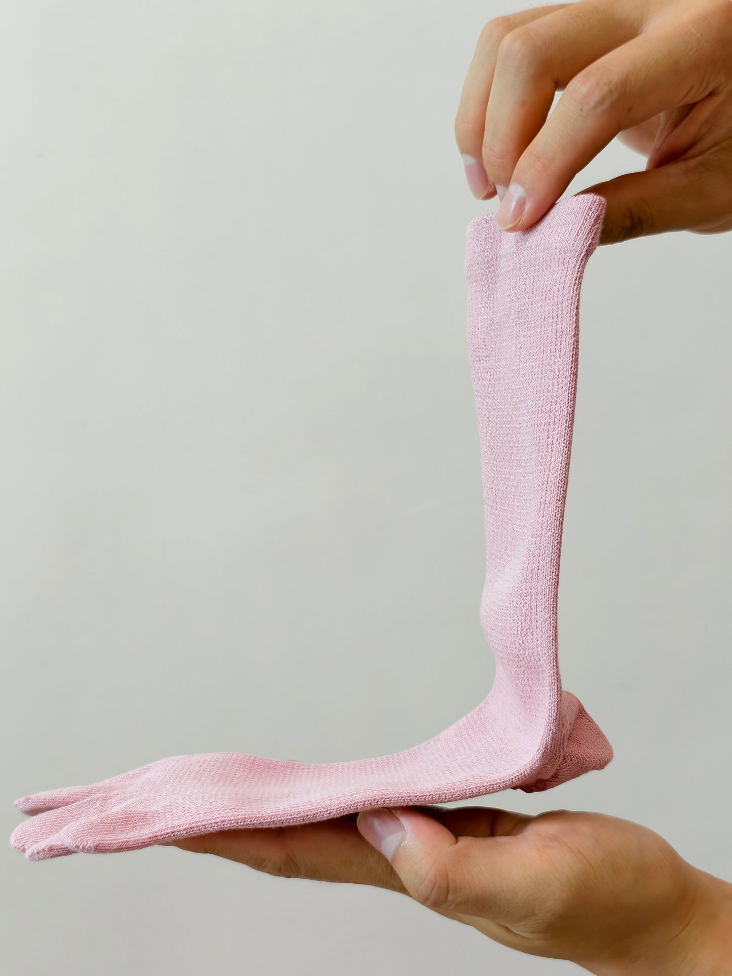 Viva Barre Split-Toe Mid-Calf Yoga Grip Socks, One Size (US 6-11)