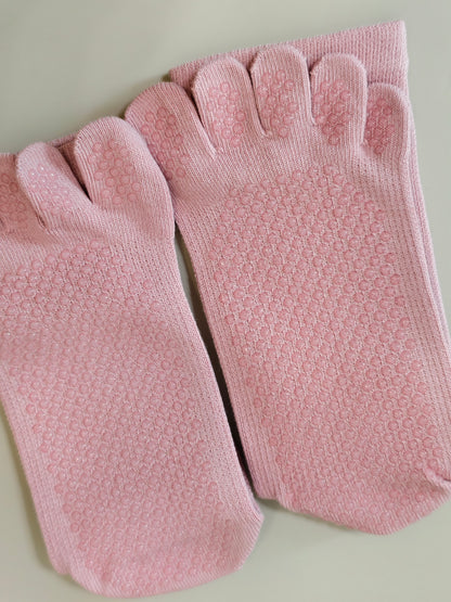 Viva Barre Split-Toe Mid-Calf Yoga Grip Socks, One Size (US 6-11)
