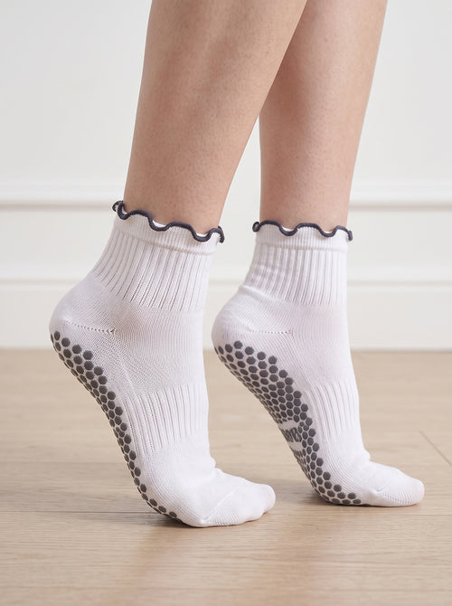 Black & White Lace Pilates Grip Socks | VIVABARRE