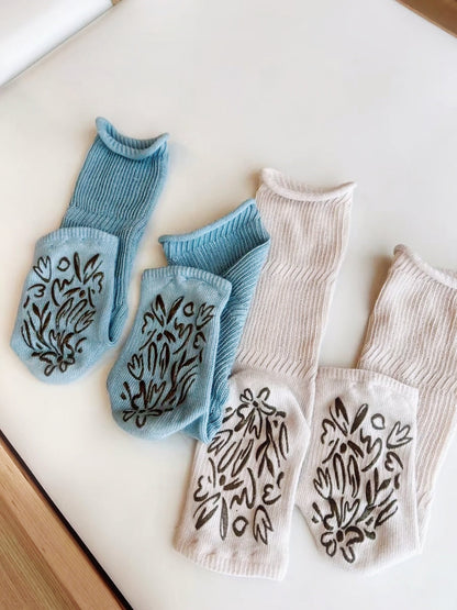 Viva Slouchy Split-Toe Grip Socks