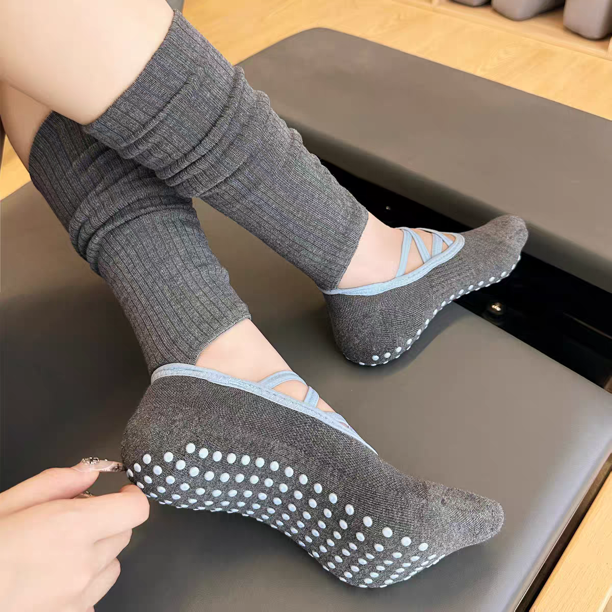 Viva Double-Layer Stitch Grip Socks