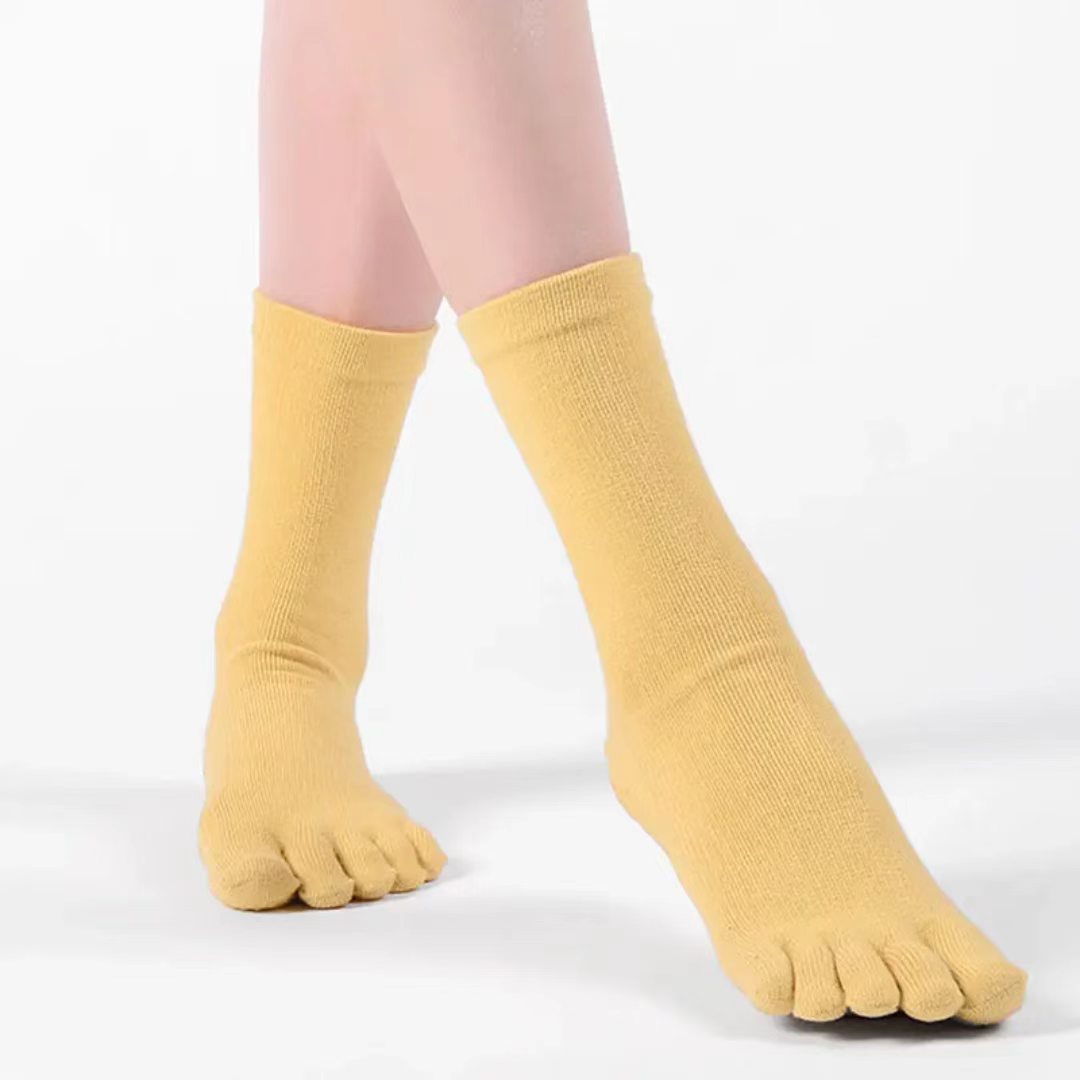 Viva Split-Toe Mid-Calf Grip Socks